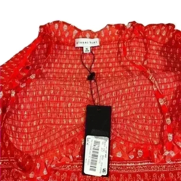 Gianni Bini GB Red Patterned Crop Top NWT - Picture 4 of 6